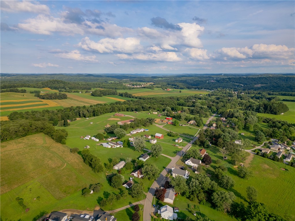 114 Minot Ln