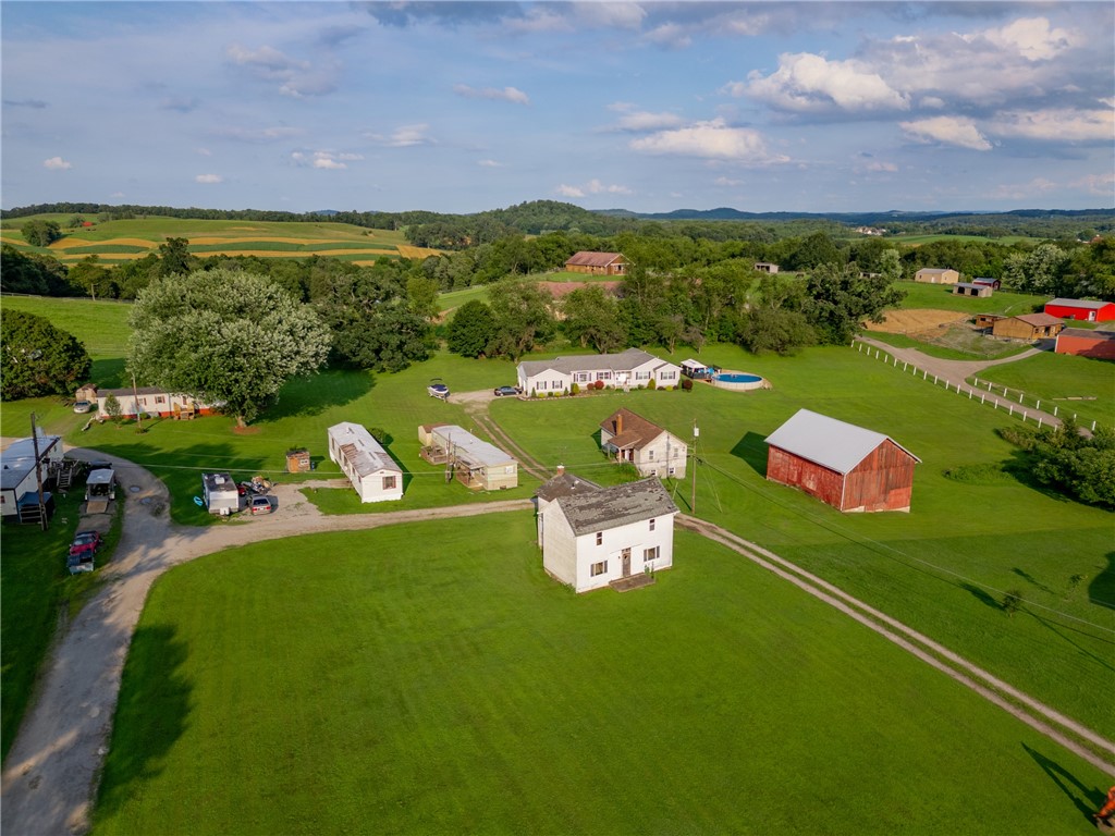 114 Minot Ln