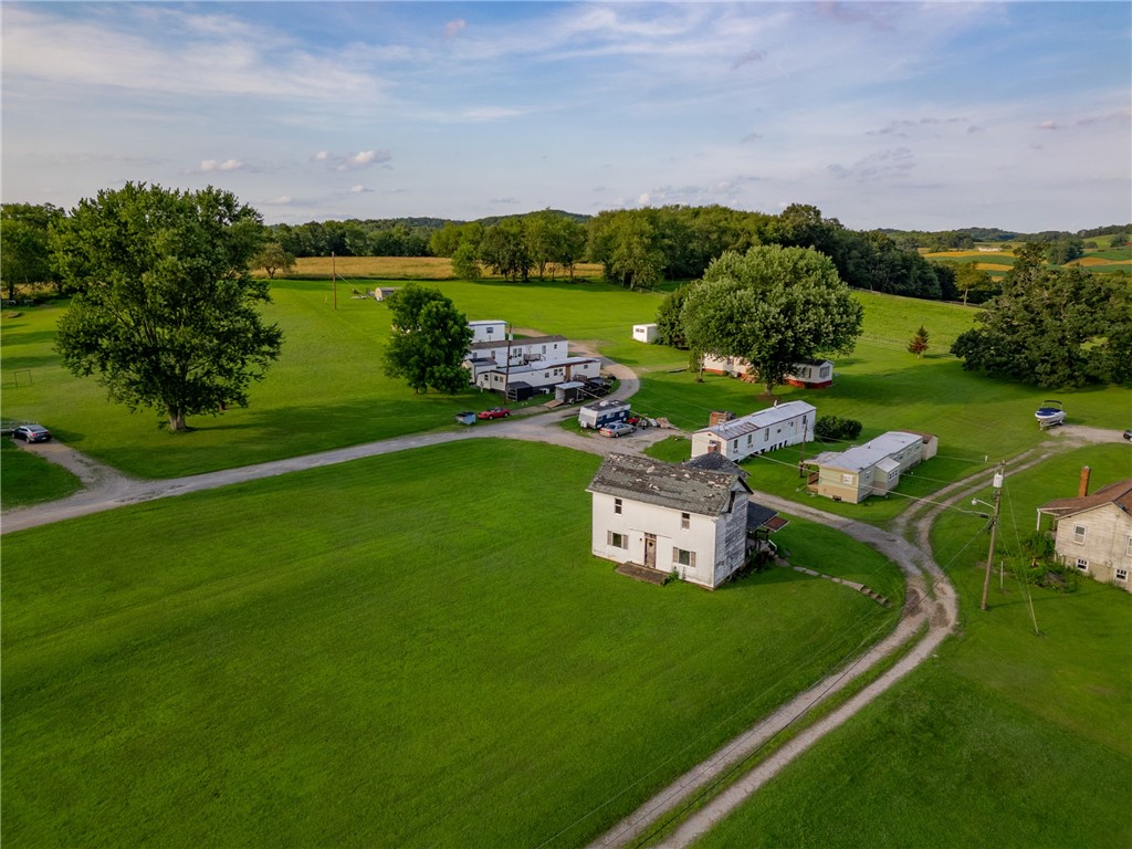 114 Minot Ln