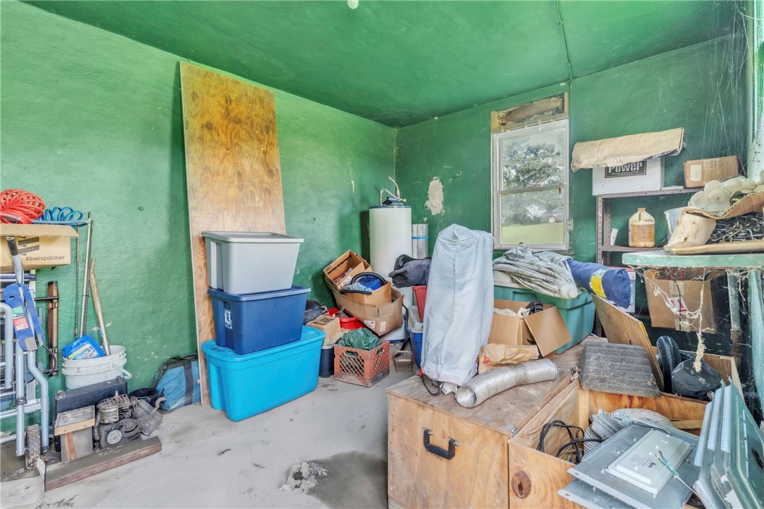 114 Minot Ln
