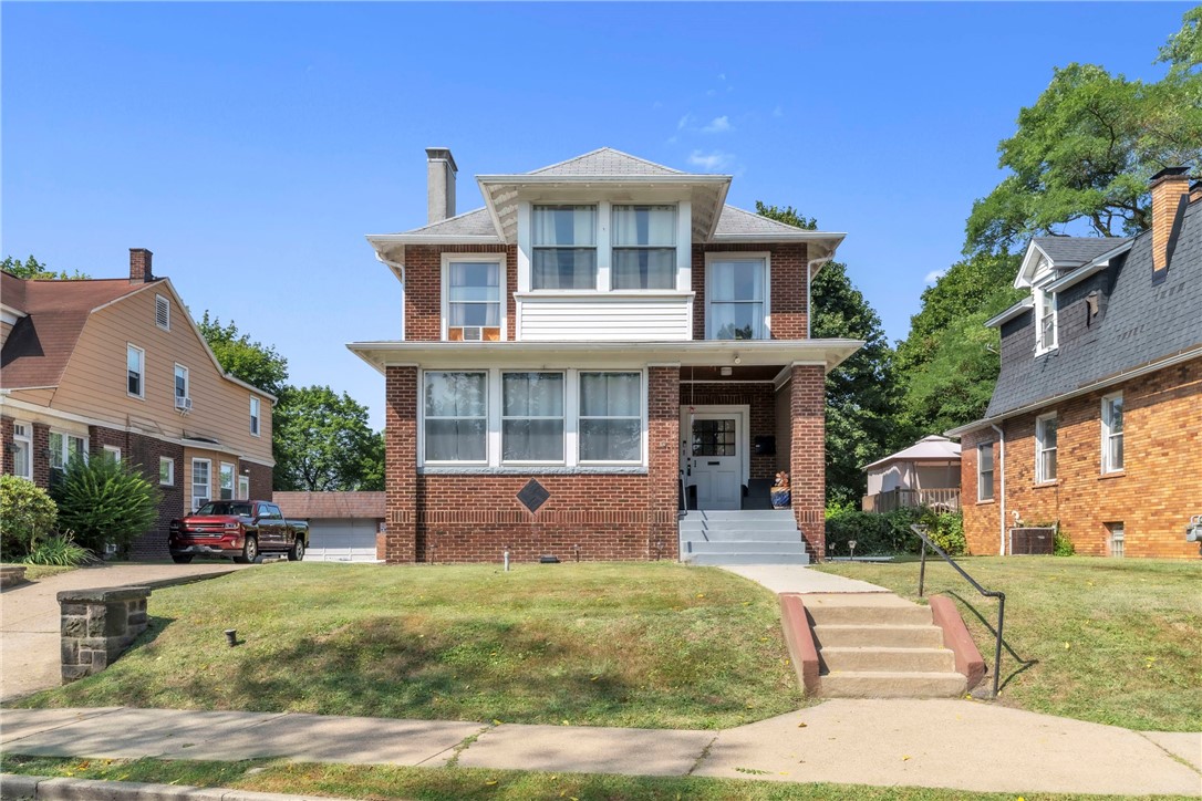 4 Glenwood Dr