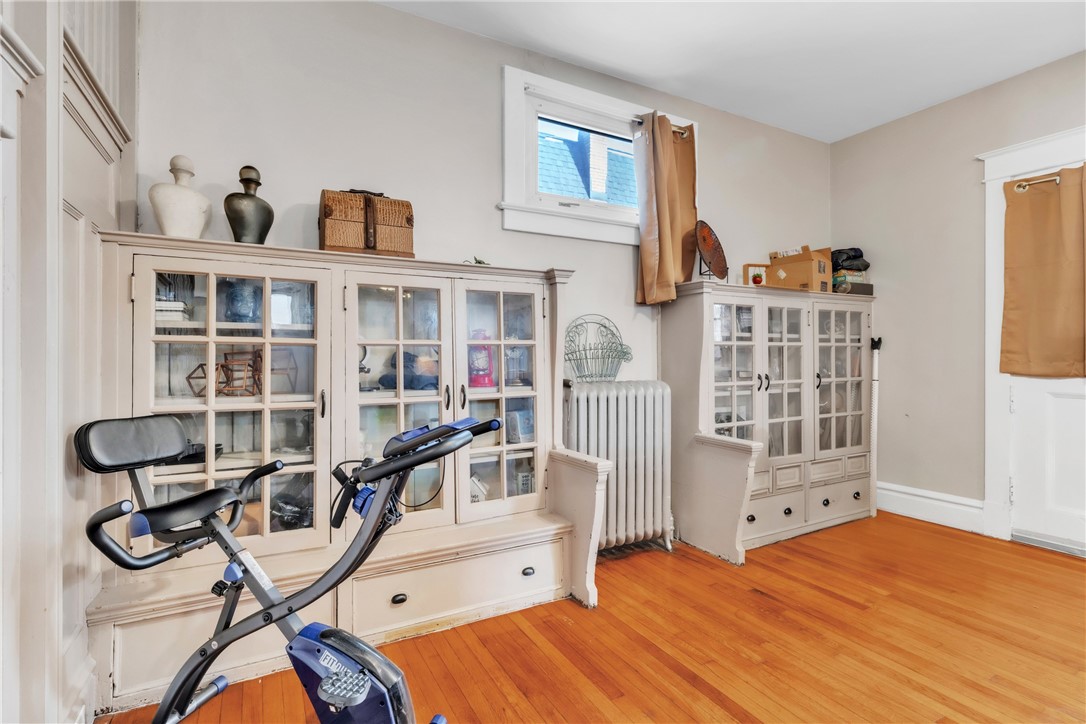 4 Glenwood Dr