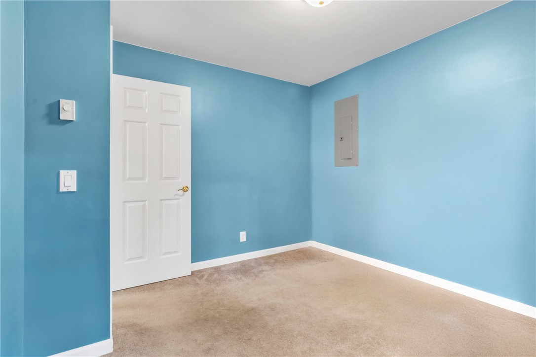 120 W Catherine St