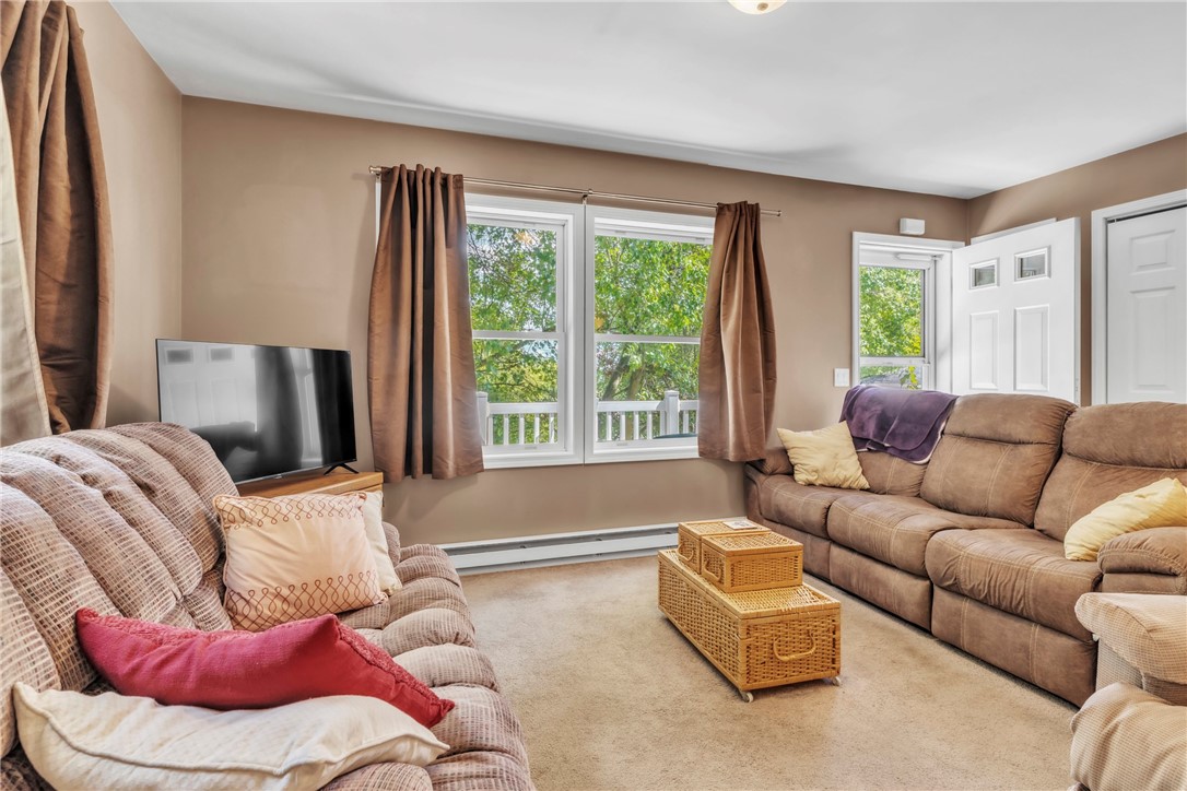 120 W Catherine St