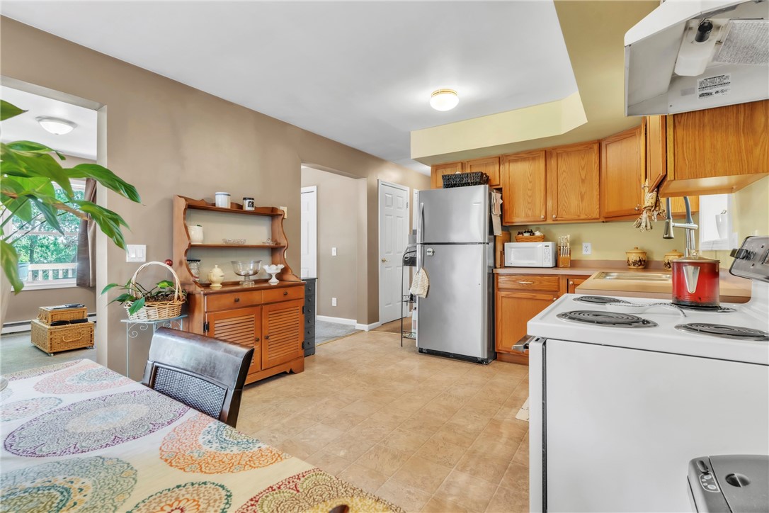 120 W Catherine St