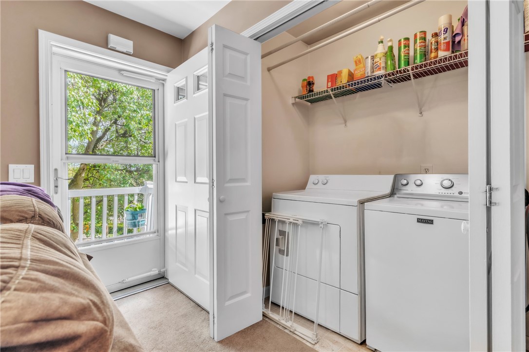 120 W Catherine St