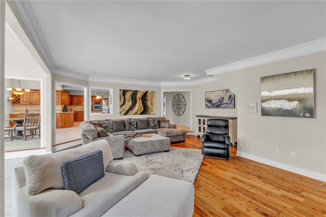 2167 S Villa Dr
