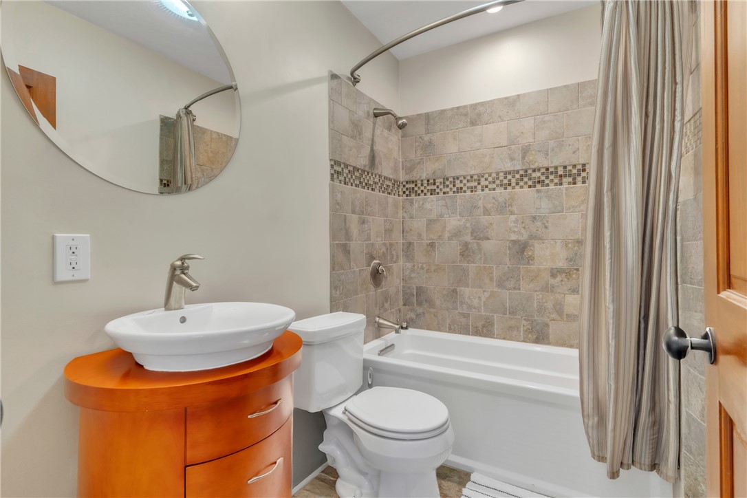 2167 S Villa Dr