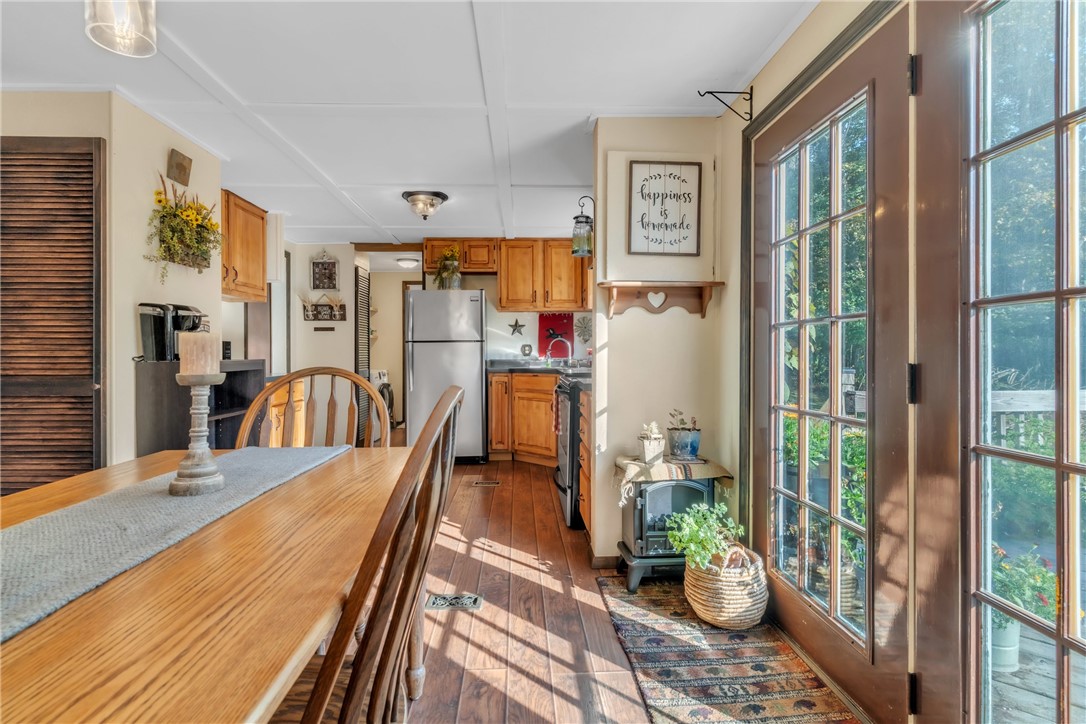 127 Coffeys Crossing Rd