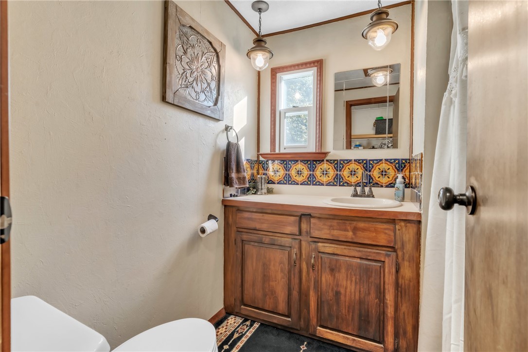 127 Coffeys Crossing Rd