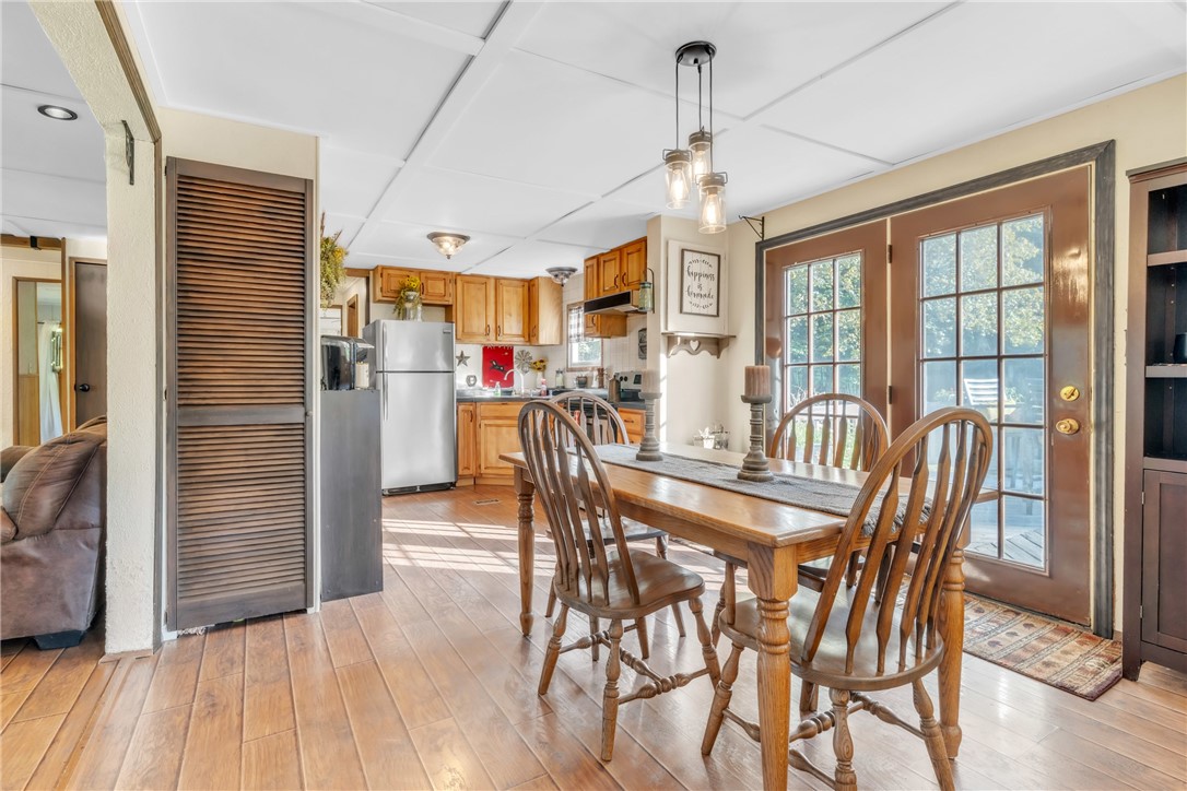 127 Coffeys Crossing Rd