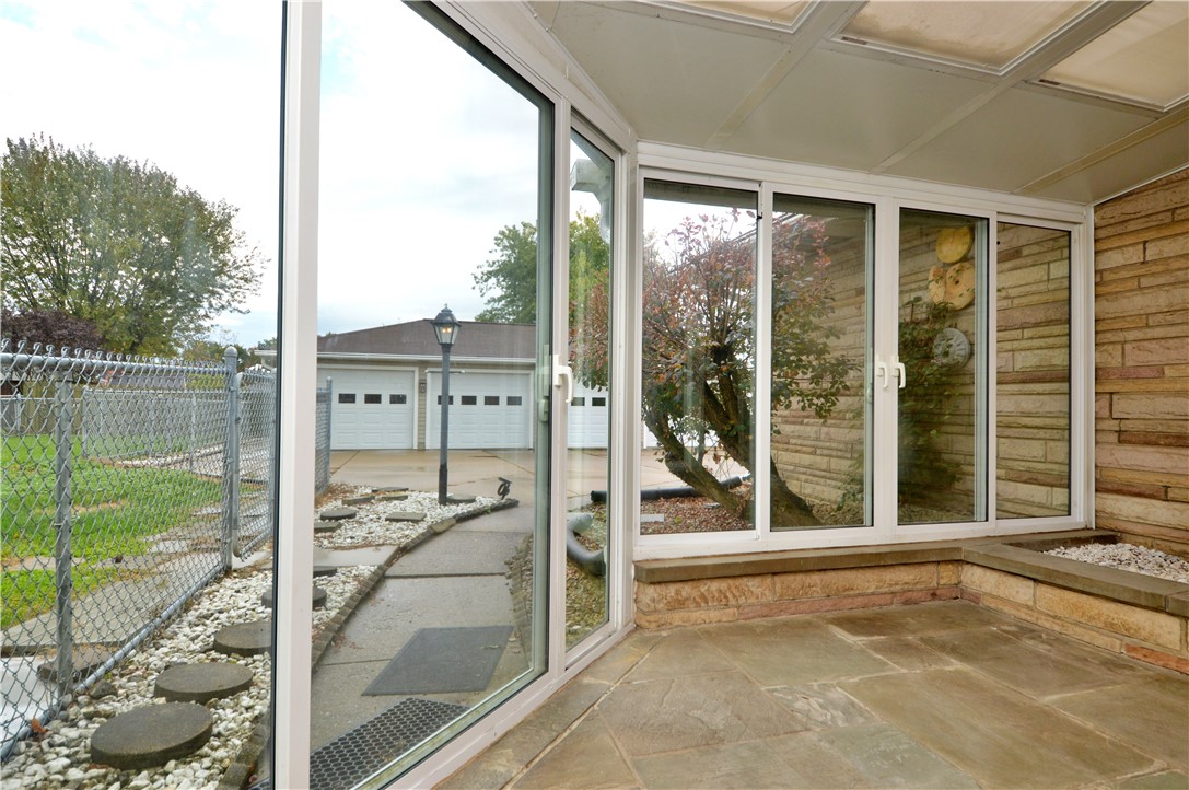 986 Ridge Road