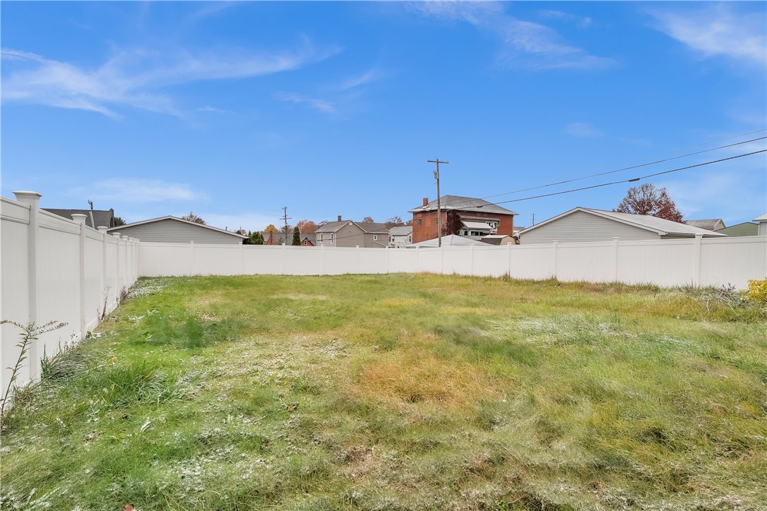 2101 Walnut Dr
