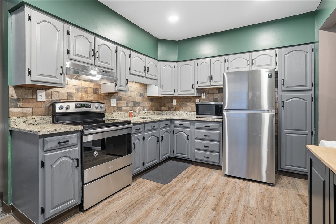 1044 Wall Ave Suite 200
