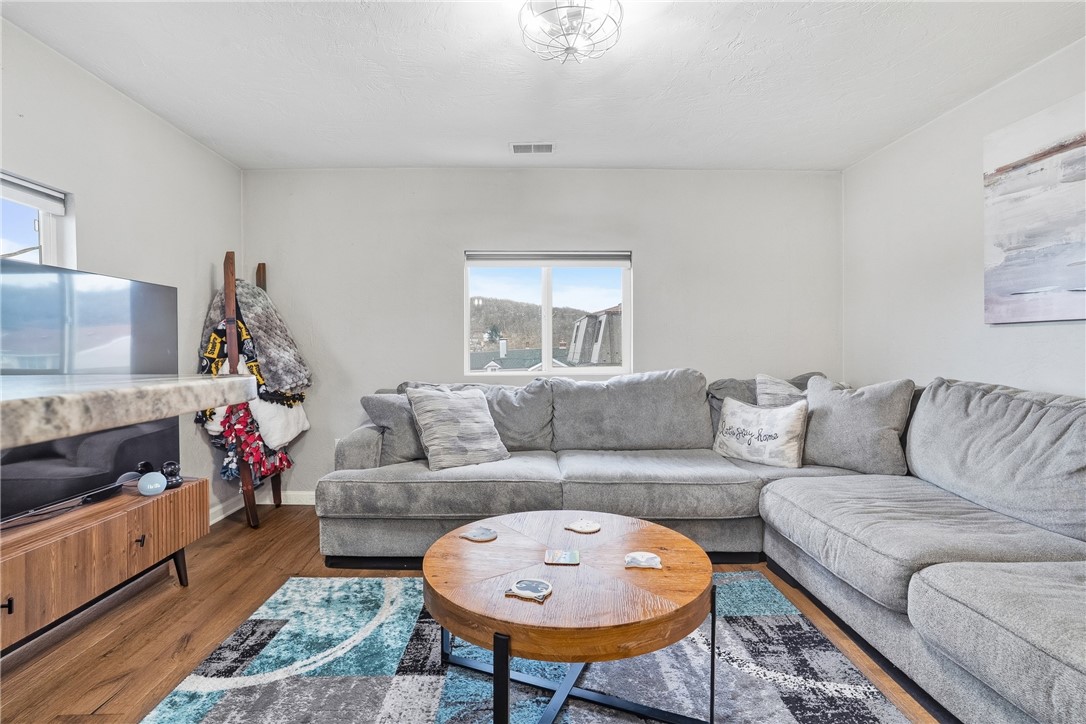 215 Dombroski Ave
