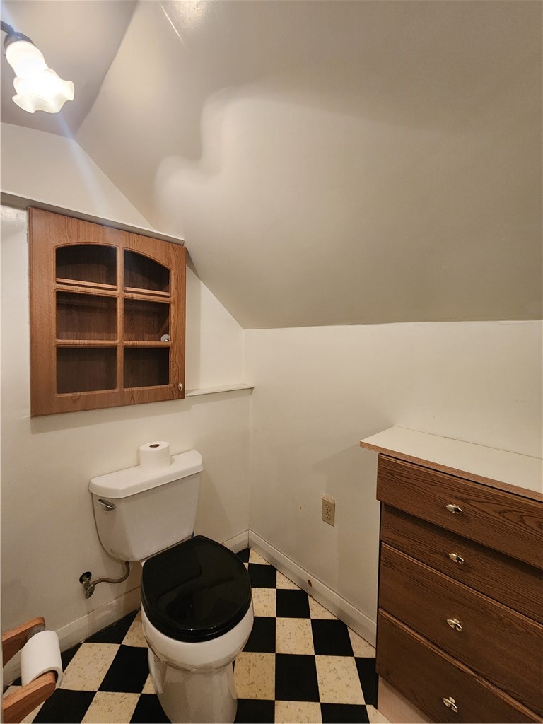 1304 Porter St