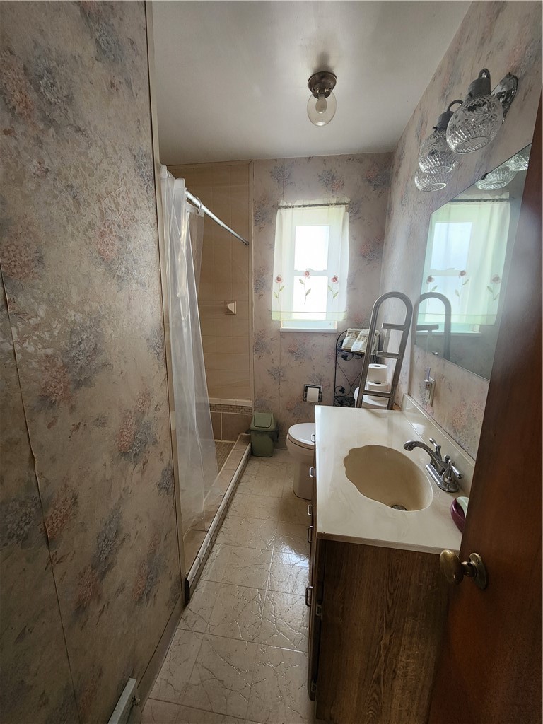 1304 Porter St