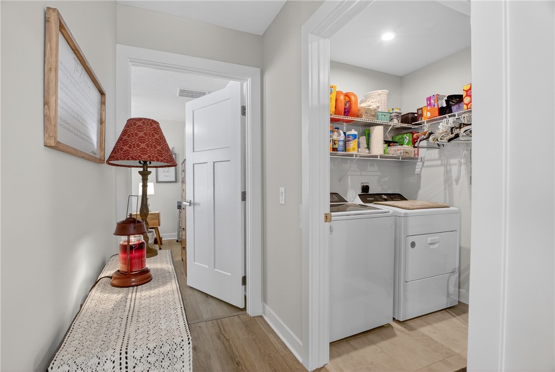 105 Horseshoe Loop