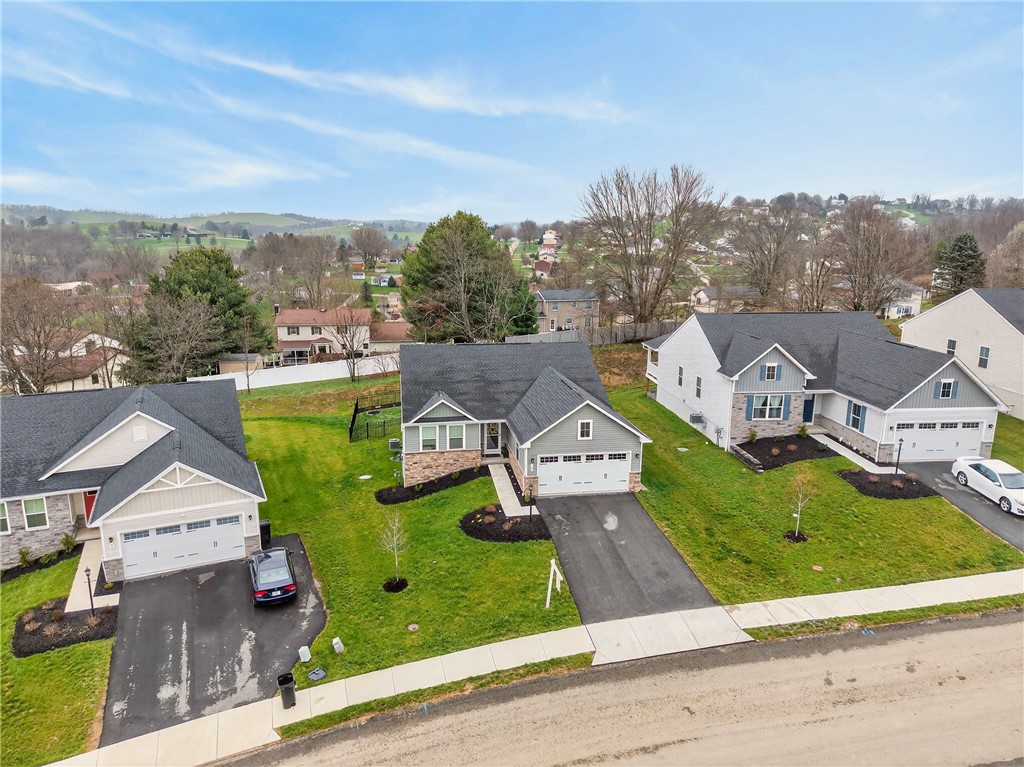 105 Horseshoe Loop
