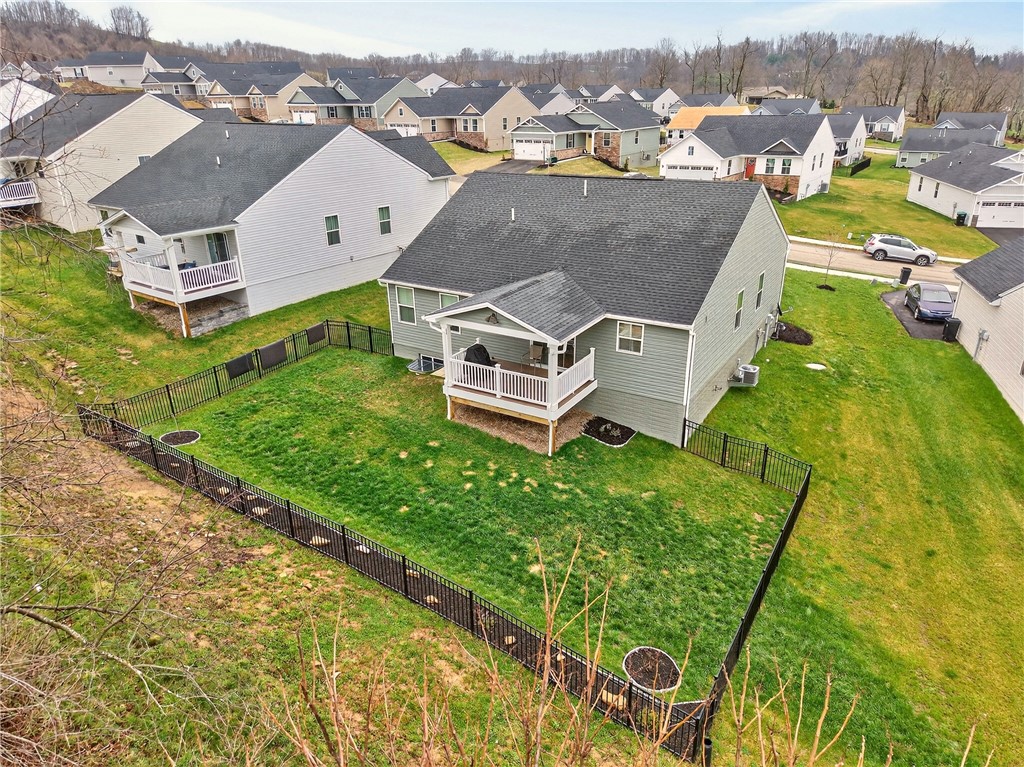 105 Horseshoe Loop