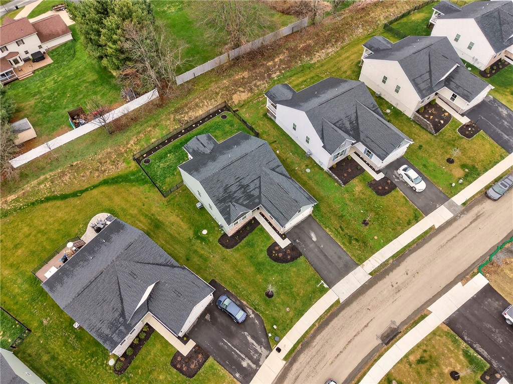 105 Horseshoe Loop