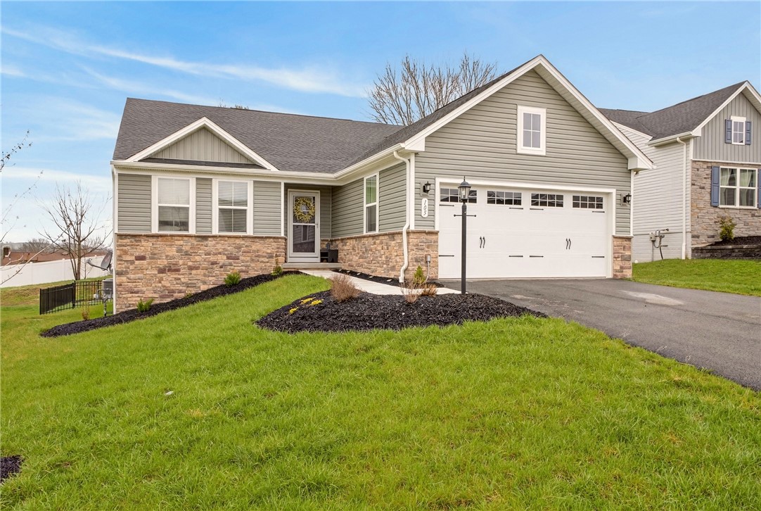 105 Horseshoe Loop