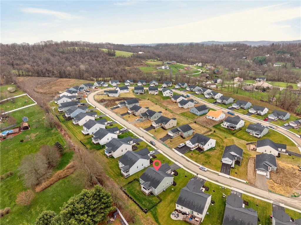 105 Horseshoe Loop