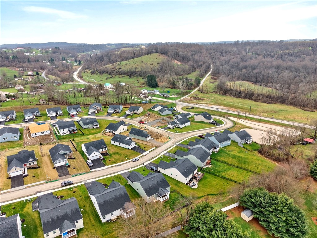 105 Horseshoe Loop