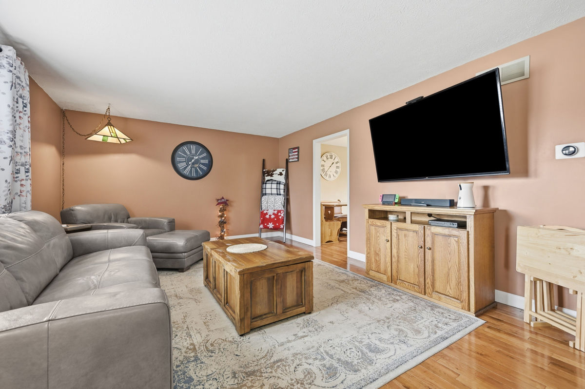 111 Sunview DRIVE