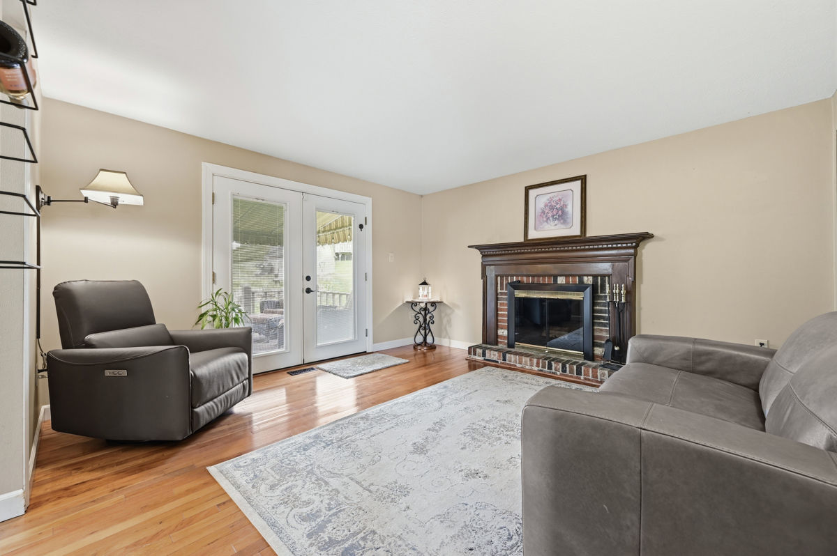 111 Sunview DRIVE