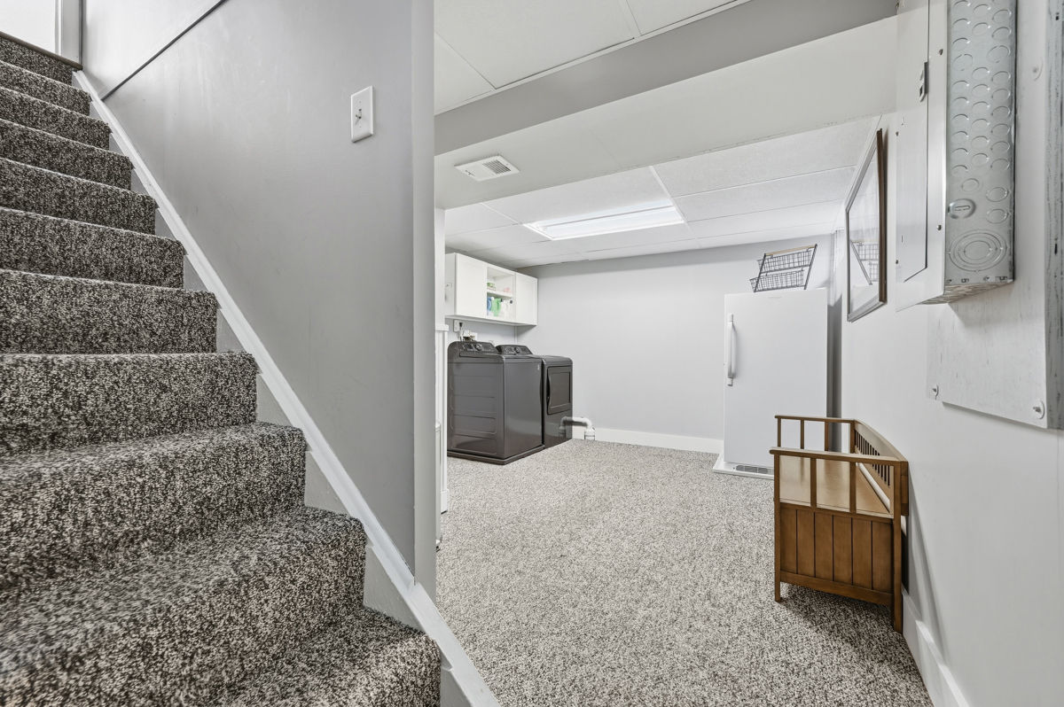 111 Sunview DRIVE