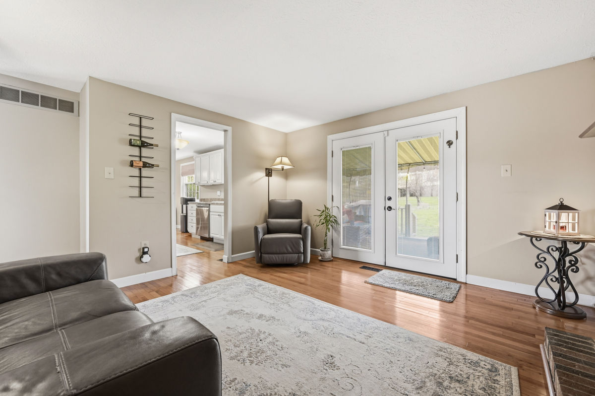 111 Sunview DRIVE