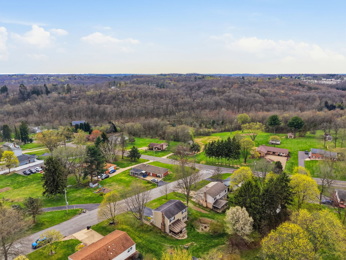 111 Sunview DRIVE