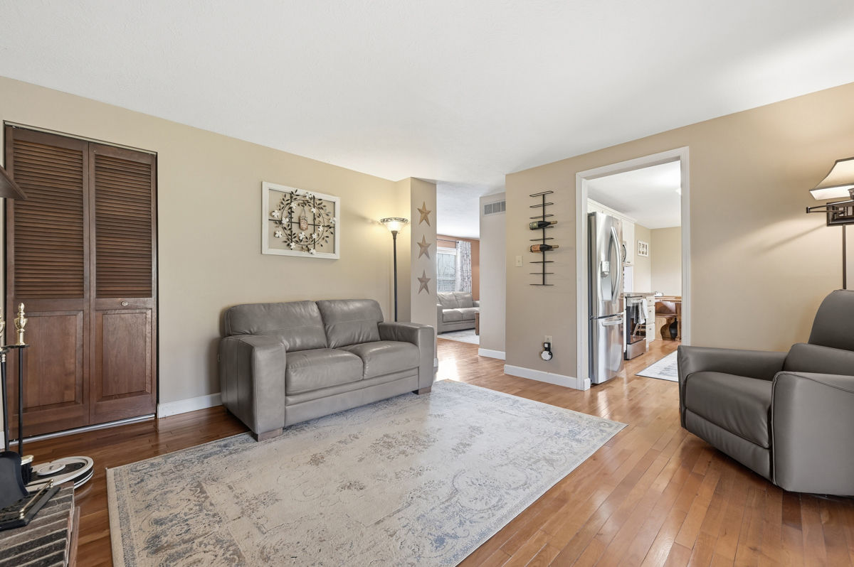 111 Sunview DRIVE