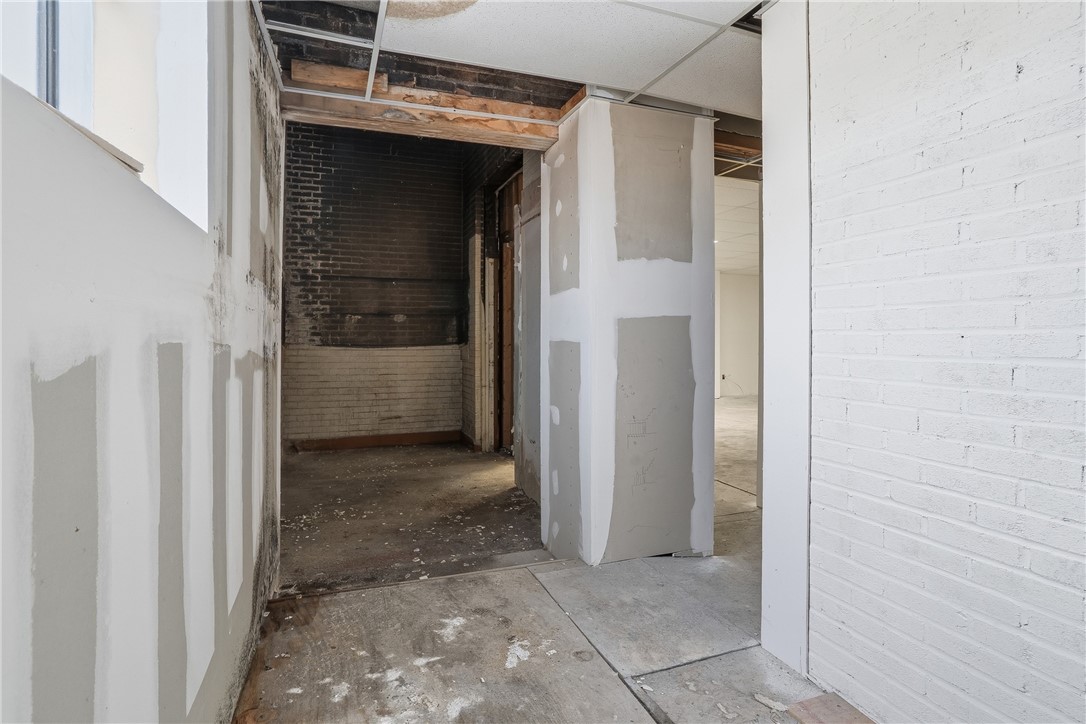 407 Commerce Street