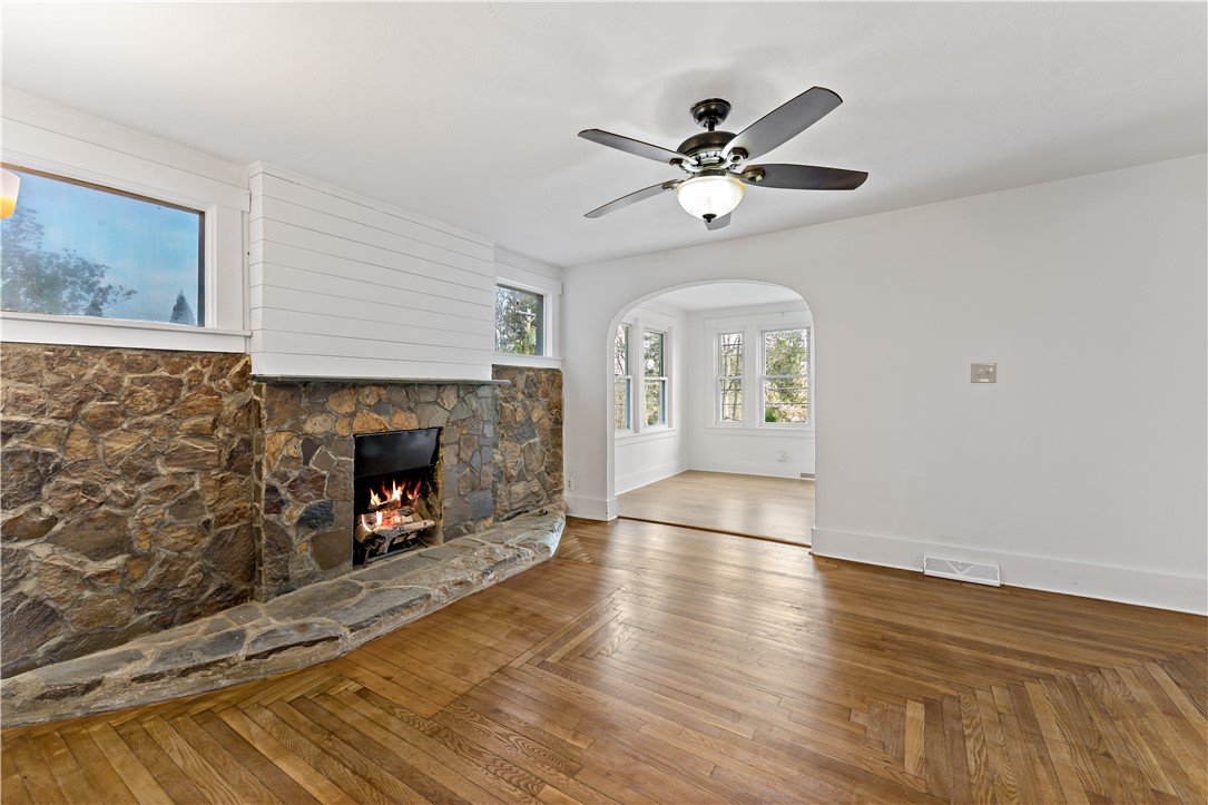 166 Warrendale Bakerstown Rd