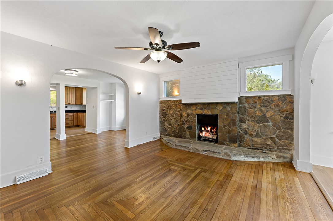 166 Warrendale Bakerstown Rd