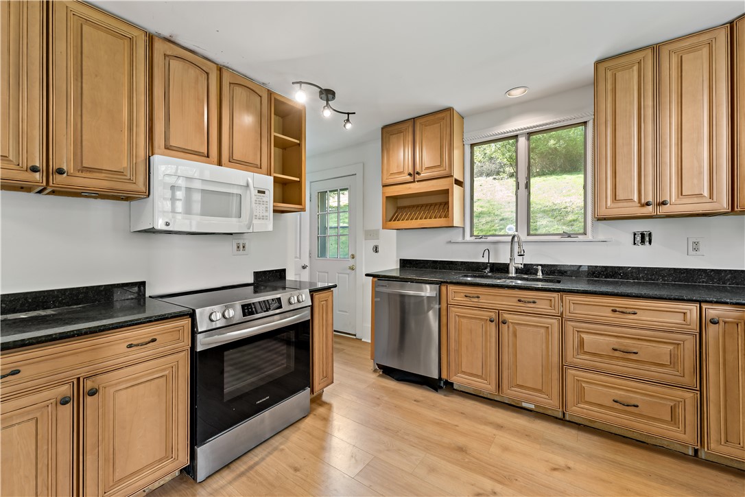166 Warrendale Bakerstown Rd