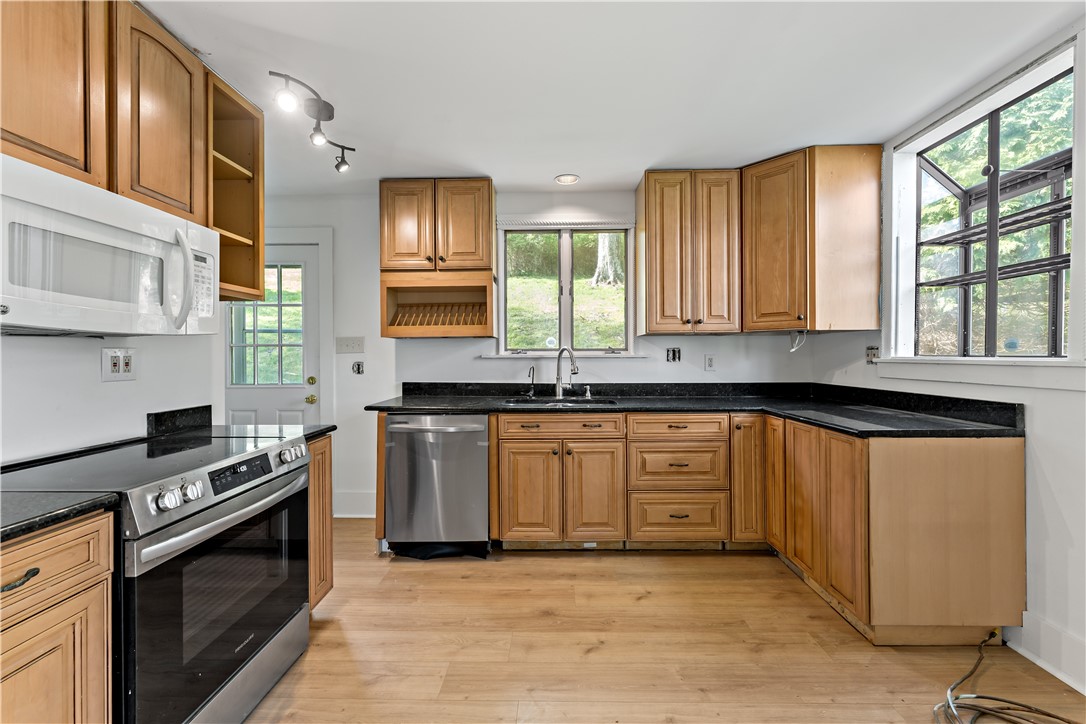 166 Warrendale Bakerstown Rd