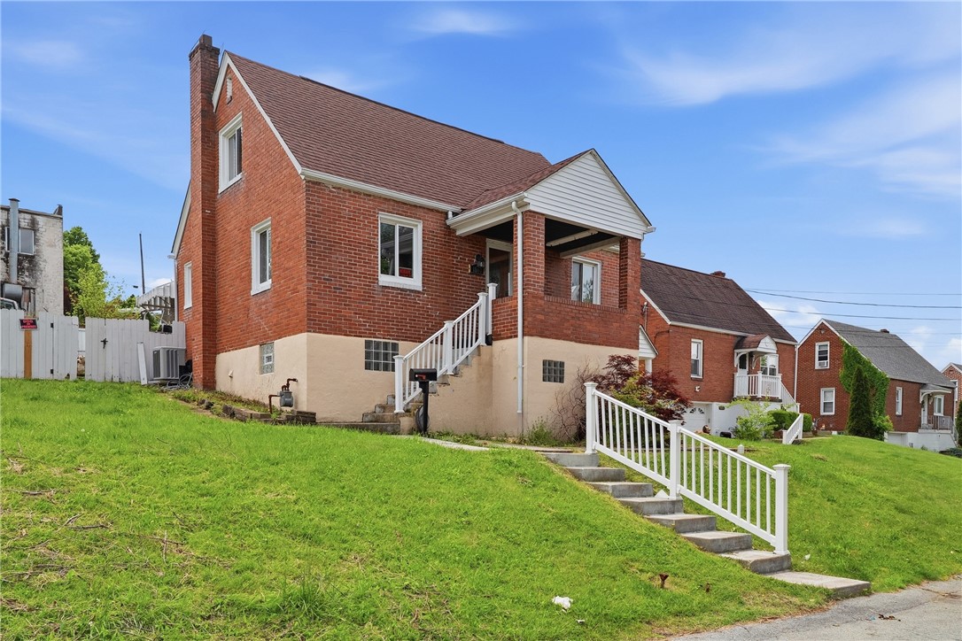 1803 Iowa Ave