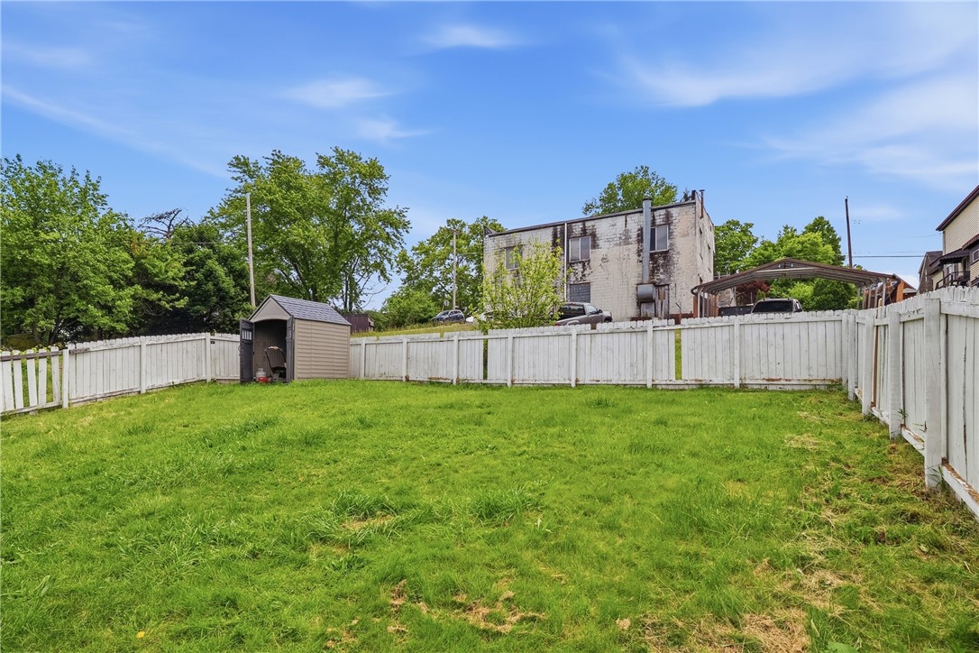 1803 Iowa Ave