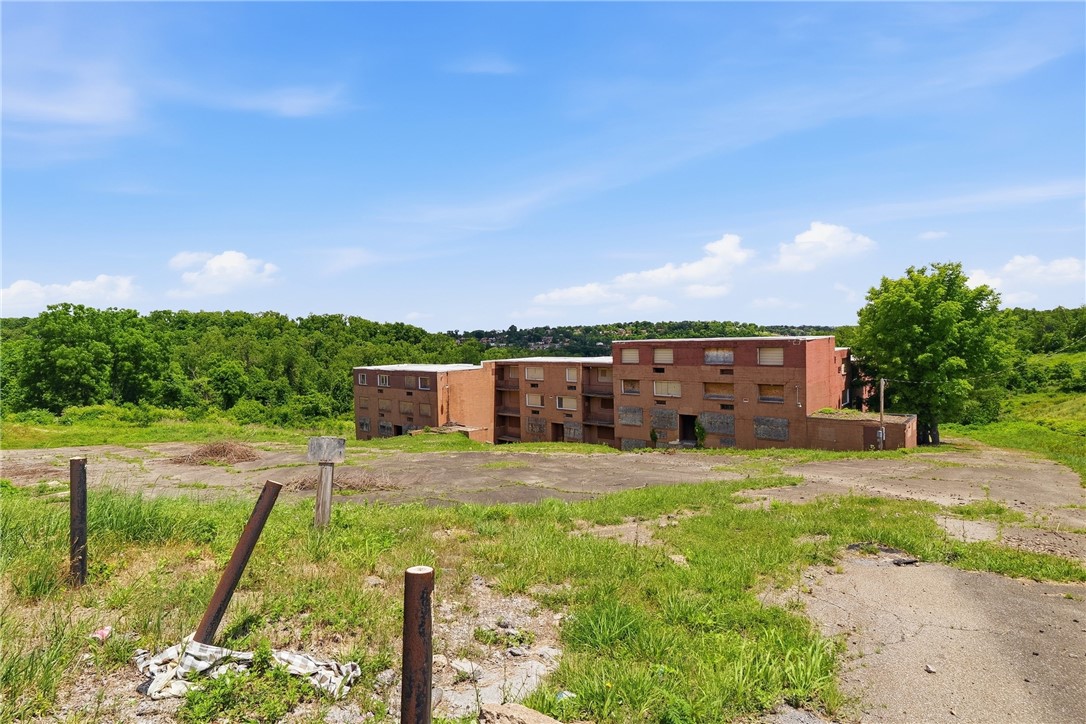 741 Camp Hollow Rd