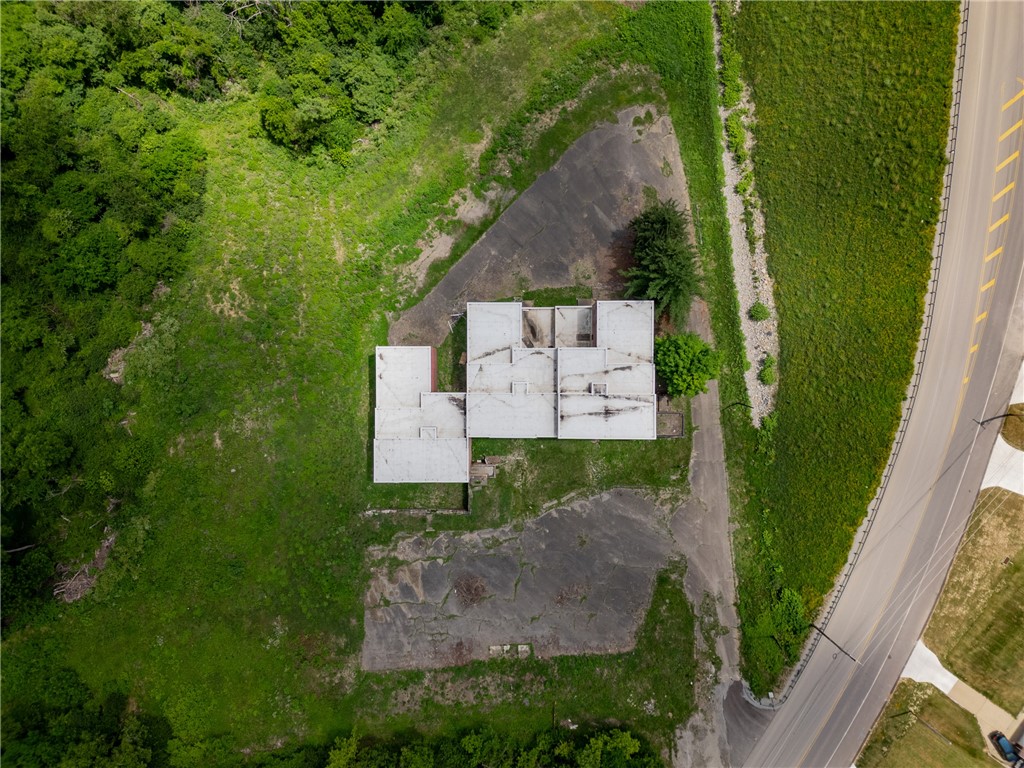 741 Camp Hollow Rd