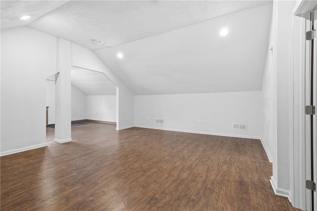 3762 Saxonburg Blvd