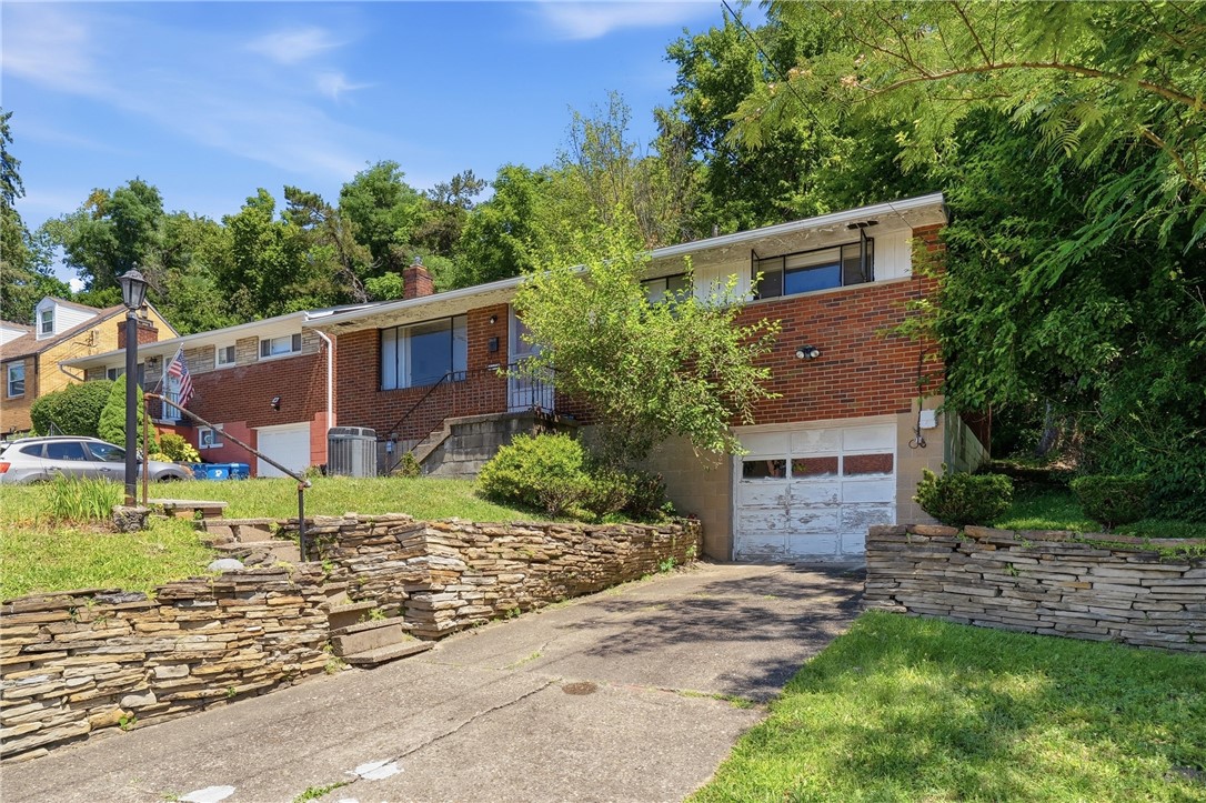 6228 Verona Rd
