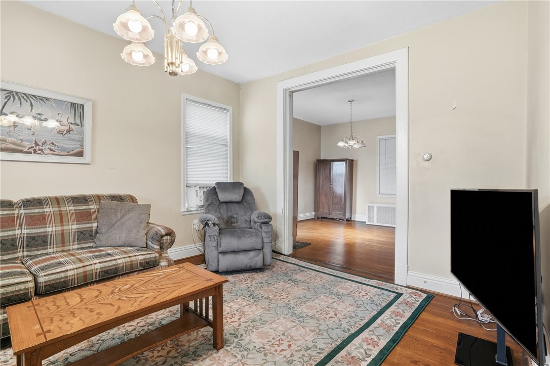 515 Maplewood Ave