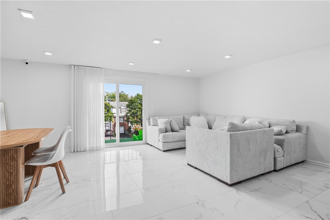 1616 Jefferson Ridge Dr