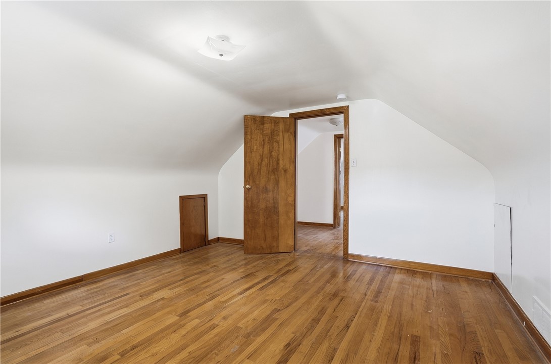1515 Ridge Ave