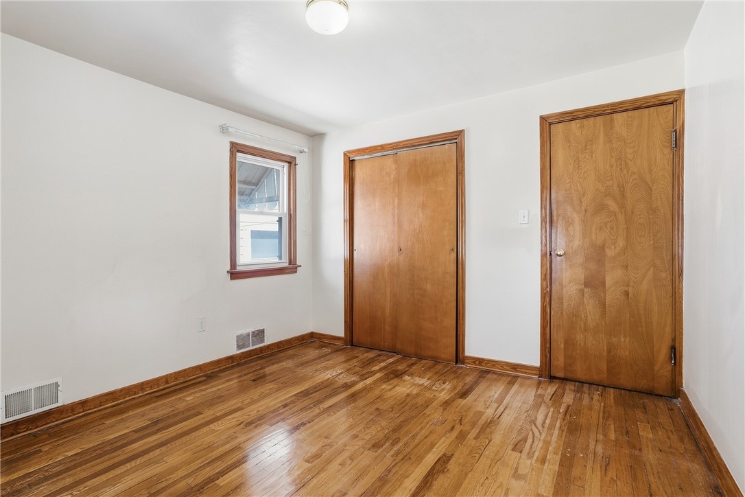 1515 Ridge Ave