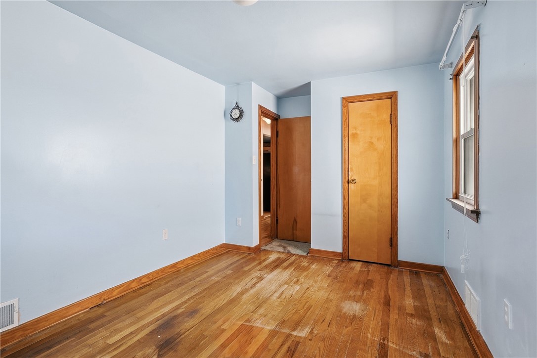 1515 Ridge Ave